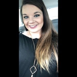 Meet your Posher, Breanna